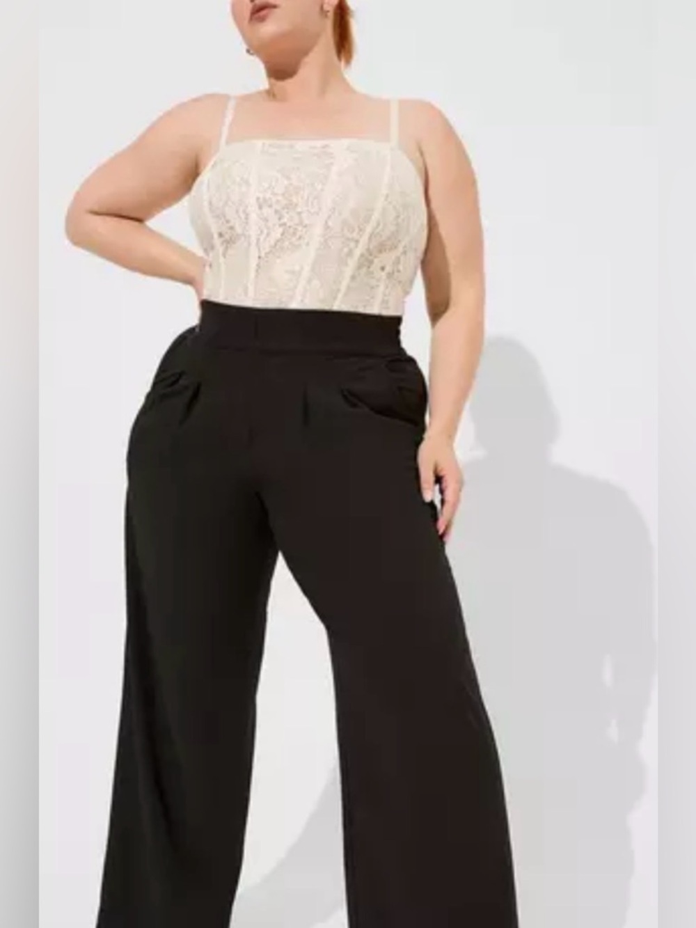 Torrid Cream Lace Corset Crop Top - size 18/20 (2) - NWT!  Praline